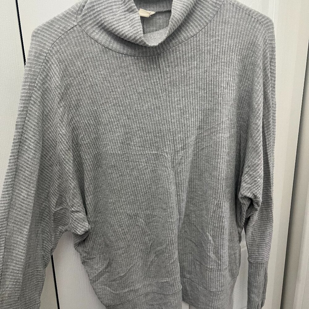 Aeropostale Grey Sweater M